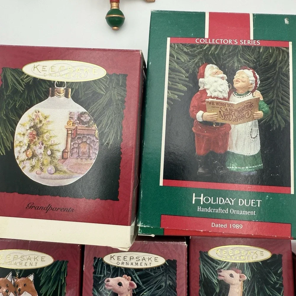 Lot Of 13 Vintage Hallmark Keepsake‎ Christmas Theme Santa Giraffe Grandparents